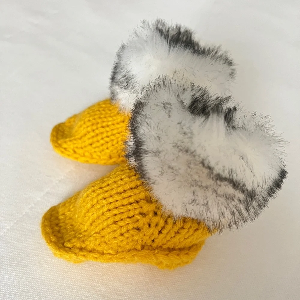 Cozy Golden Yellow Knit Baby Booties with Faux Fur Trim
